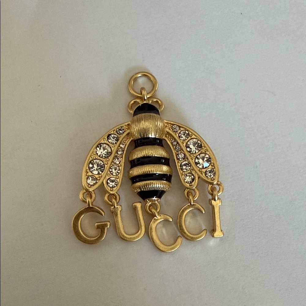 NEW Gucci Gold Bee Brooch with Crystals - Picture 4 of 6